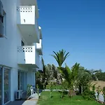 So 3* Ayia Napa